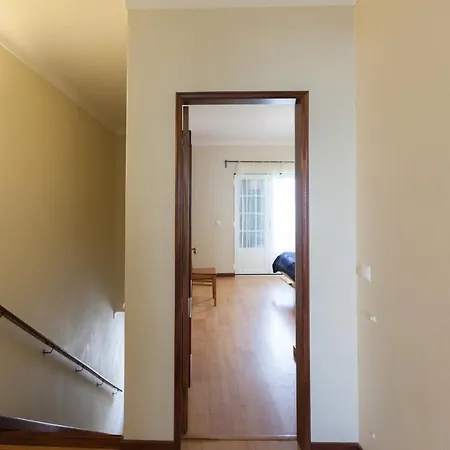 Flh Bright House With Terrace Сasa de vacaciones